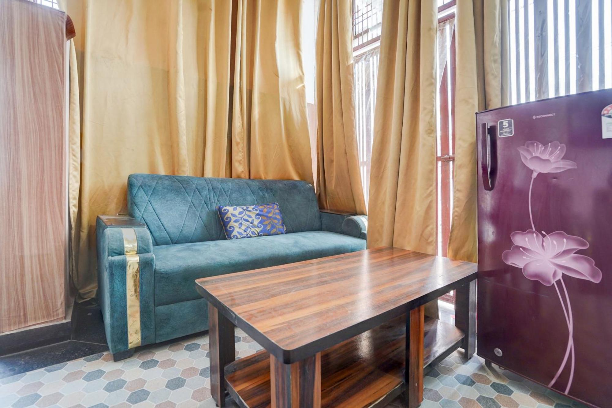 Hotel O Ramdut Palace Guest House Faizābād Esterno foto